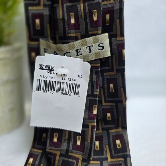 VINTAGE FACETS TIE JEWEL TONES IN GEOMETRIC PATTERN NWT MENS - Picture 3 of 3